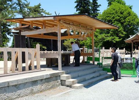 【博多発6/9 柳川発4/20・6/7】阿蘇神社参拝&門前町散策とレゾネイトクラブくじゅうランチコース