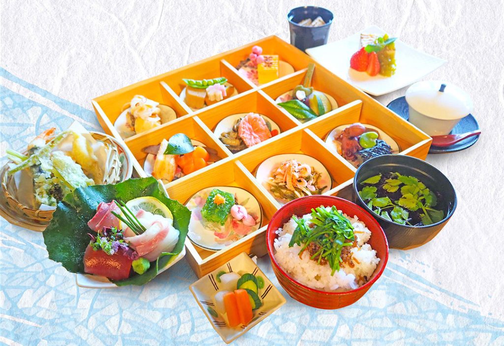 旬の味覚を楽しむ「茶花」古民家ランチと 希少な国産ライチ摘み取り
